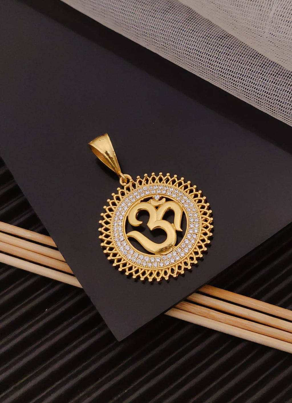 Minimalist Gold Pendant